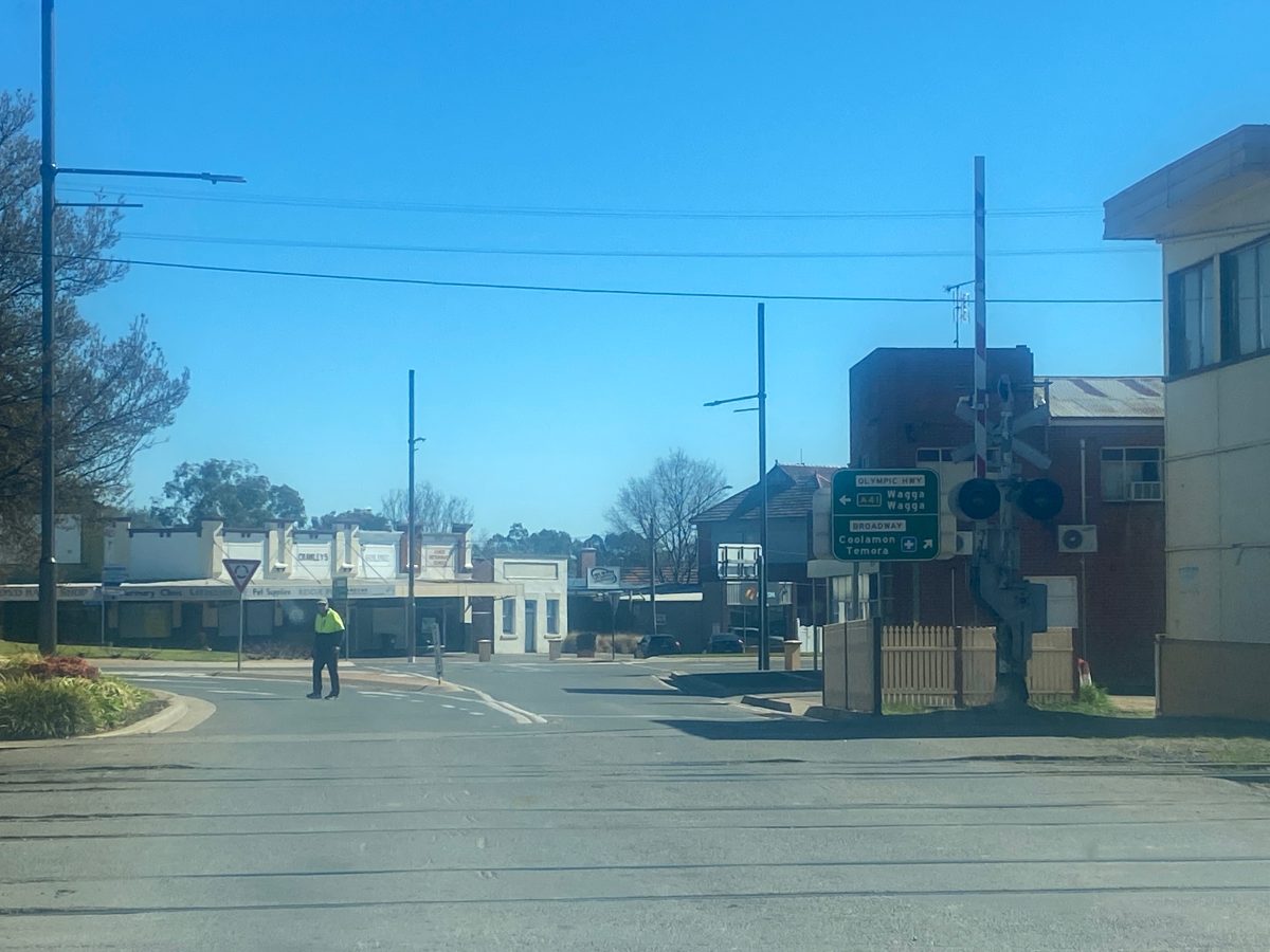 Junee road