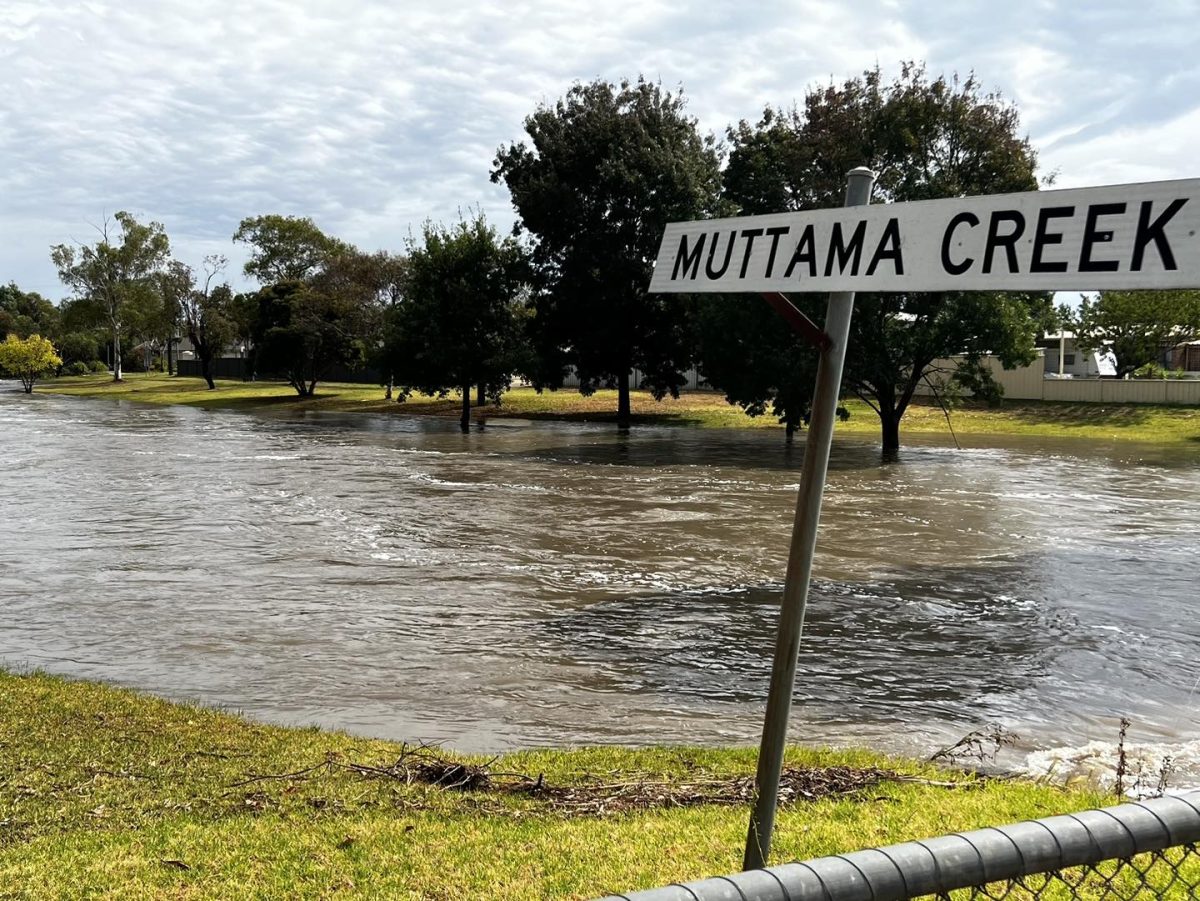 Work on the bridge over Muttama Creek on Sutton Street in Cootamundra has been completed, following the bridge's 11-week closure.