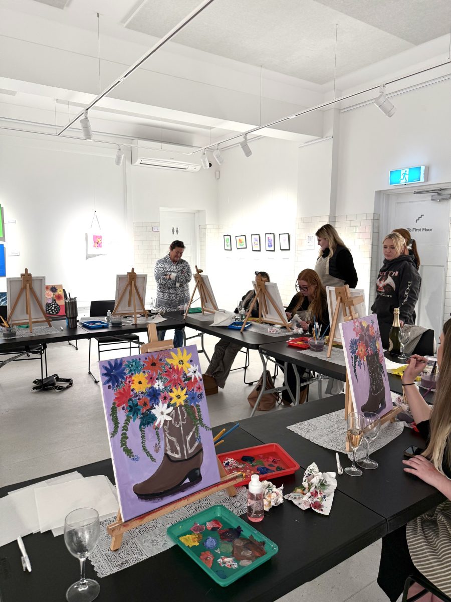 After ditching the corporate world, Tanya now runs paint and sip workshops. 