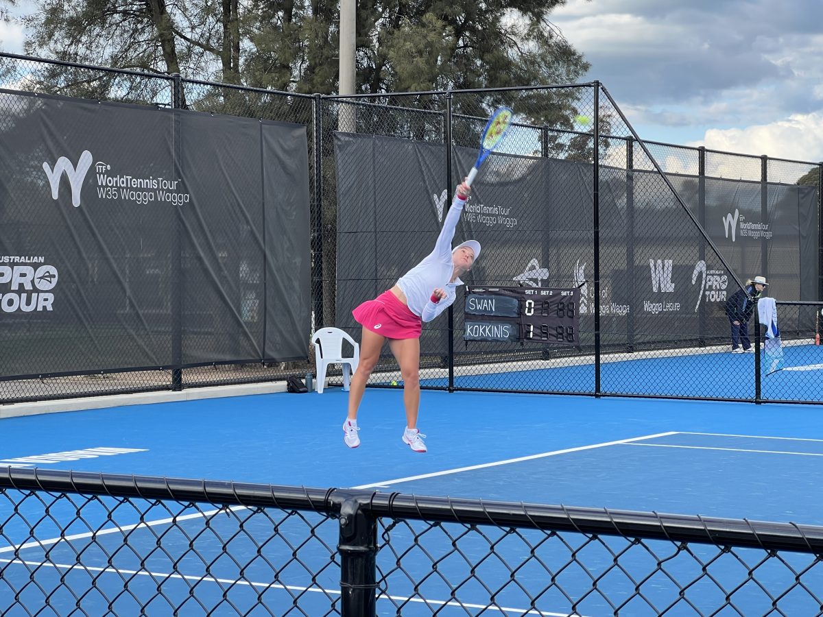 England's Katie Swan, ranked 445 in the world, serving during her second round match at the W35 Wagga Wagga International. 