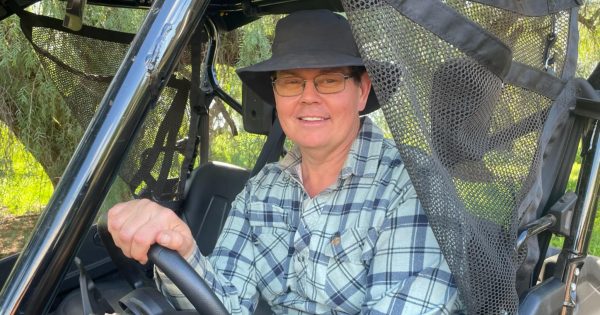 Lotta good people there ... why the Henty field days is more than headers, scrapers and big cultivators