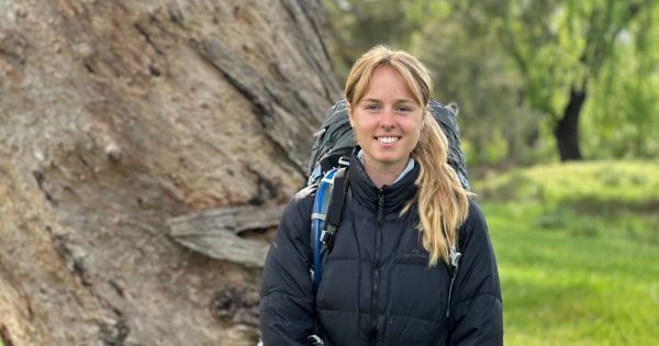Wagga woman to walk 430 km to support health centre after NSW Government slashed its funding