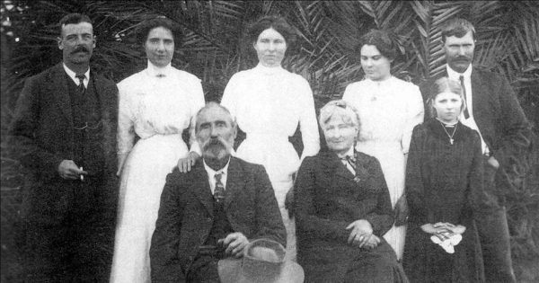 Riverina Rewind: Is Clancy of the Overflow really buried in Griffith or is he MIA?