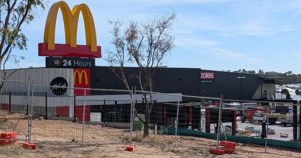 Debate rages as Wagga's fifth Maccas announces opening date