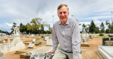 Banjo Paterson's Clancy character is buried in Griffith and should be celebrated, says winery boss