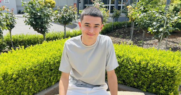 Cooking, footy and a future in engineering: Griffith Year 12 graduate sets his career path