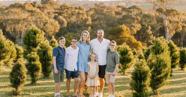 Young family’s backyard idea grows into a Hilltops Christmas tradition