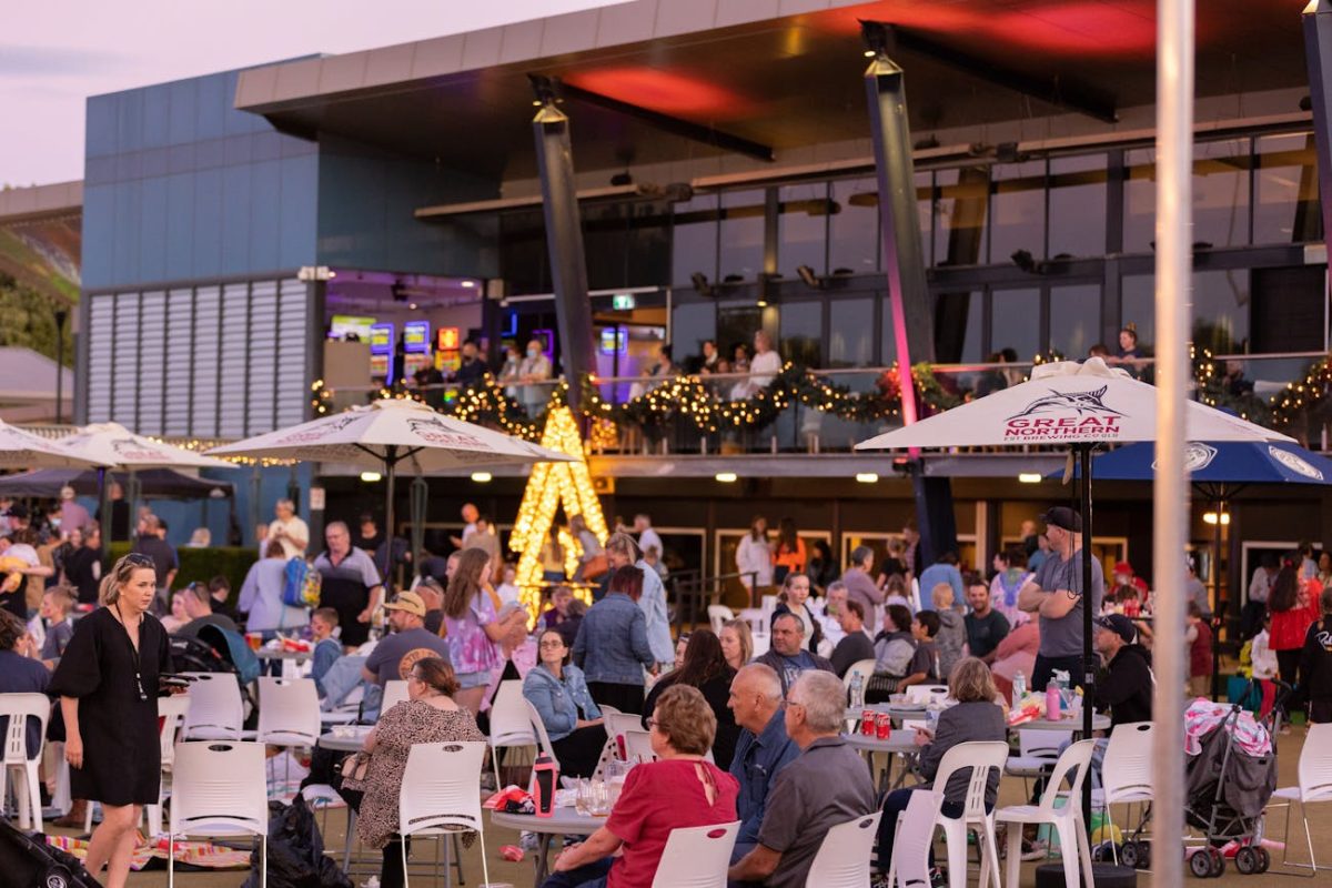 Wagga RSL Christmas Party on the Greens