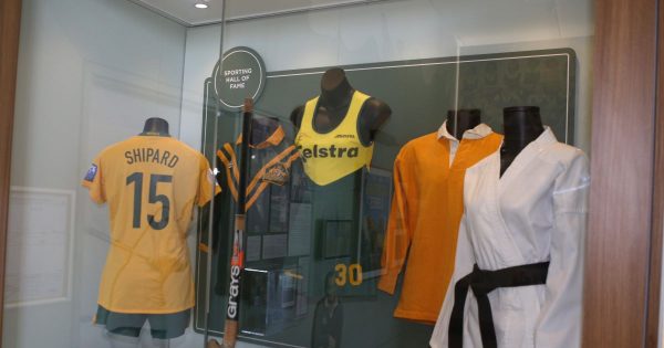 Ex-AFL star and orienteering champion inducted into Wagga Sporting Hall of Fame