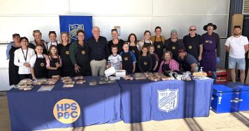 Rick Stein praises Hanwood snags, Bertoldo's cannoli and 'mystery' burger with beetroot in Gundagai