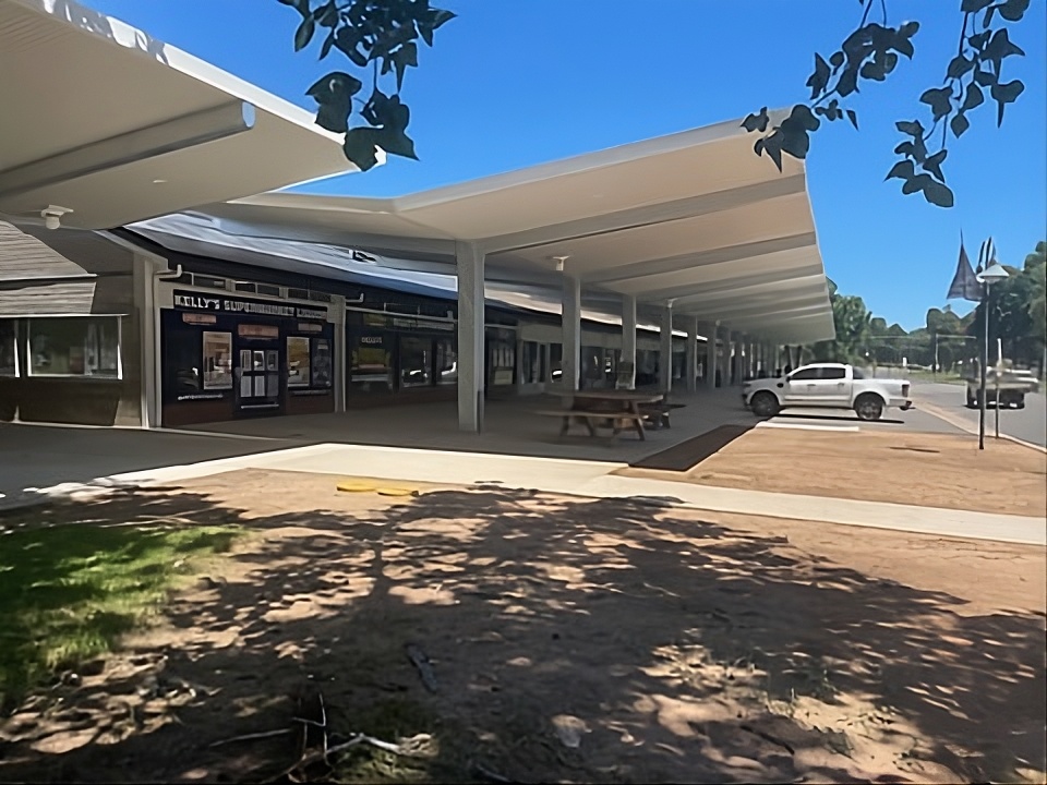 Brogla Place with shops