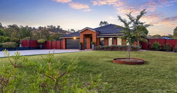 Not many homes can claim the amenities and potential of this Springvale property