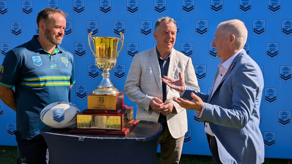 Wagga Vipers' president Marc Lawrence, Wagga Mayor Dallas Tout and NSW Touch Football General Manager Dean Russell with the NSWTA Junior State Cup.
